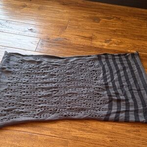 Elegant Gray Striped Scarf